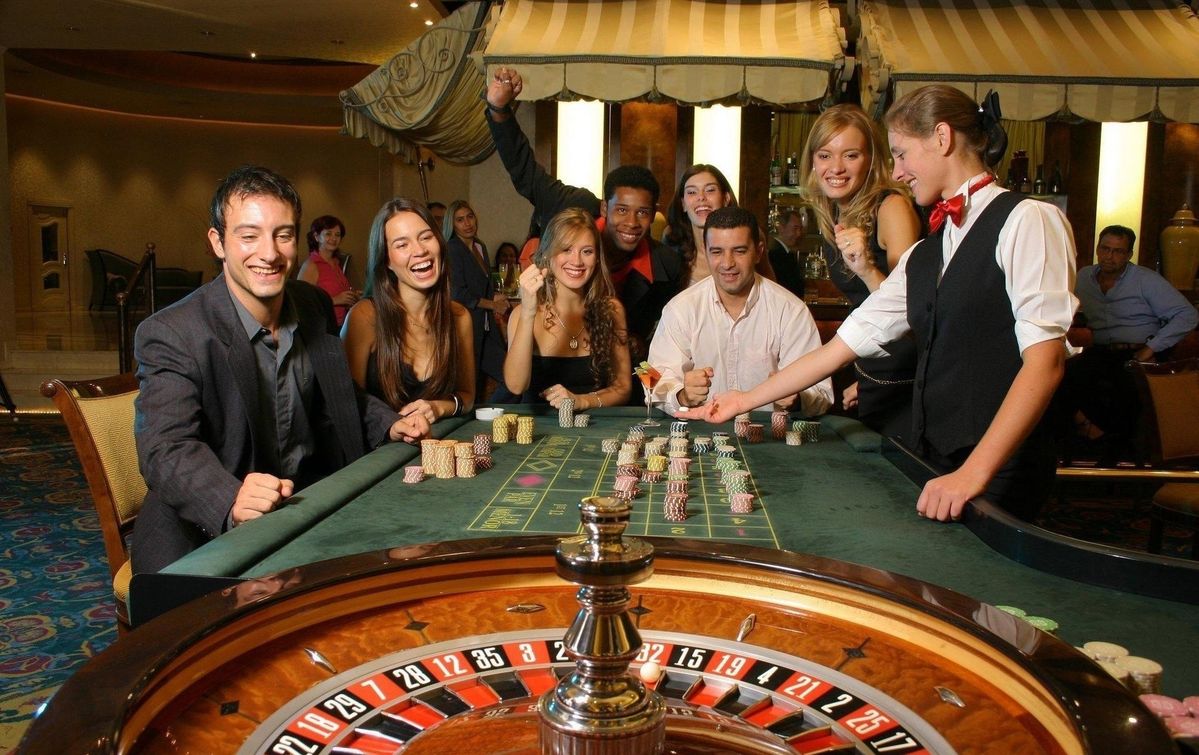 LuckyBet Live Casino